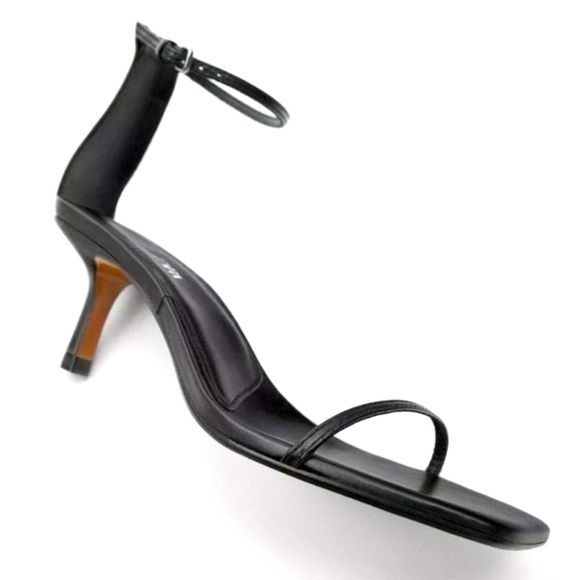 Zara Shoes - ZARA MINIMALIST HEELED LEATHER SANDALS